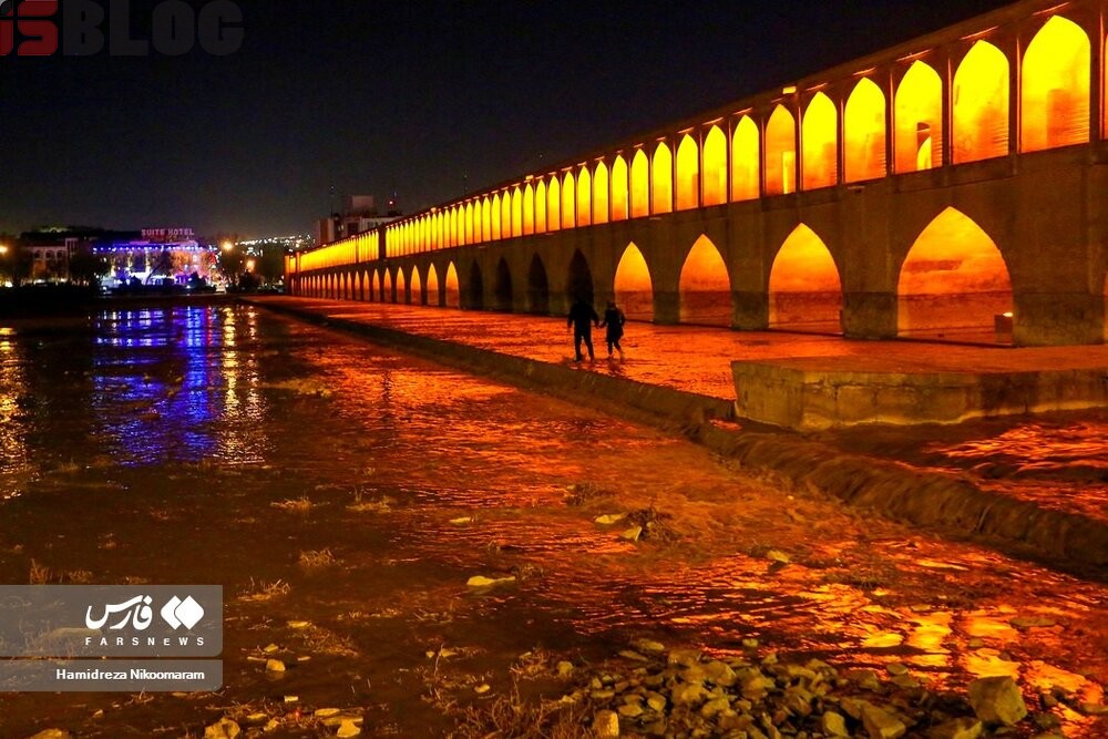 جاری شدن آب در زاینده‌رود برای کشاورزان شرق اصفهان